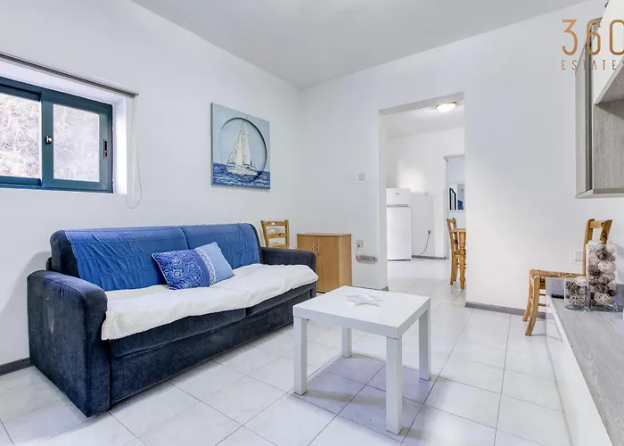 Peaceful 1Br Maisonette With Sofa Bed With Wifi By 360 Estates